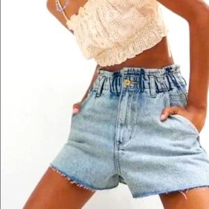 NWT Zara Paperbag High Rise Rigid Baggy Shorts - Size 4